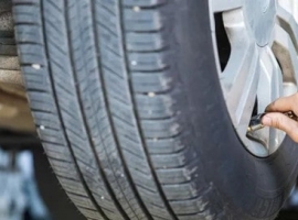 夏季汽车胎压调到多少最合适？