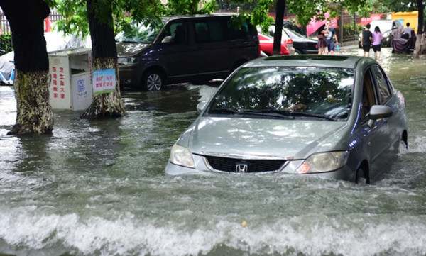 水浸车保险怎么赔？涉水车辆保险公司怎么理赔